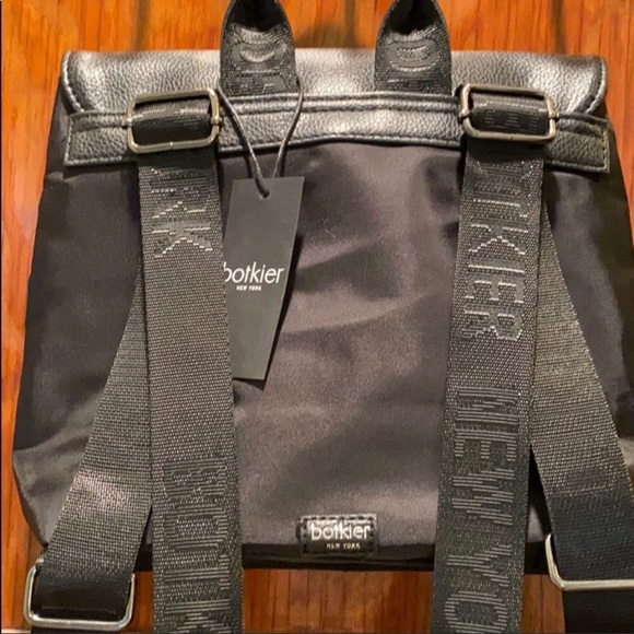 NEW Botkier Trigger Mini Backpack - Picture 3 of 6